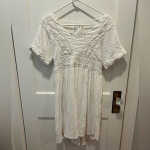 White Altar’d State Short Sleeve Dress